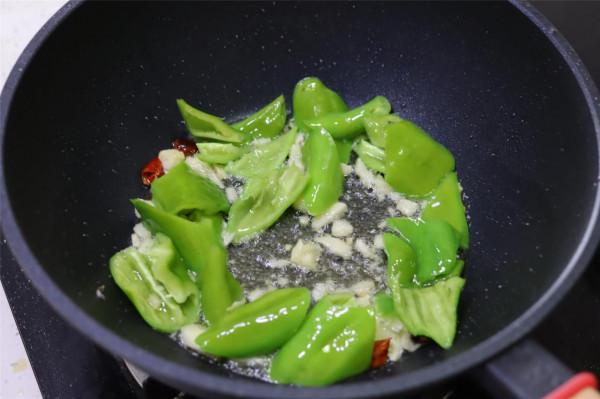 玉米、高粱上長的“稀罕”食材，吃過的人不多，是難得的好東西