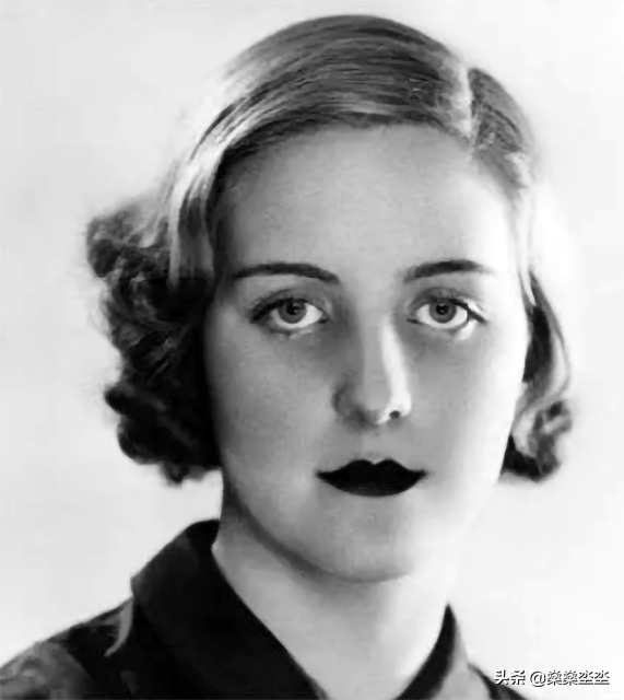 米特福德六姐妹（三）瘋狂地追星女孩兒尤妮蒂，將自己一生葬送