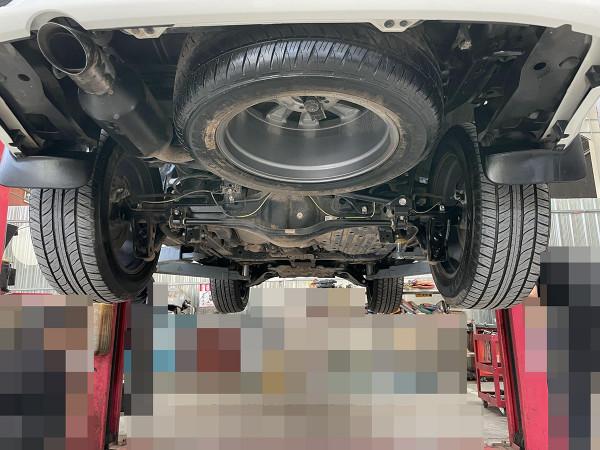 兩萬公里的酷路澤全車原版你信嗎？車商：隨便看，有補漆車送給你