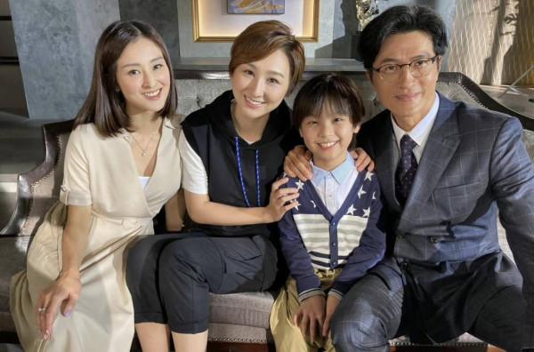 又走一個!59歲TVB凍齡男神低調離巢,兩段父女戀均以分手告終 又走一個!59歲TVB凍齡男神低調離巢,兩段父女戀均以分手告終