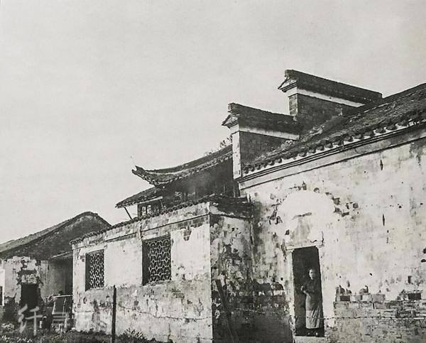 軍統特工毒殺三名日本軍官嫌不過癮，質問長官：美國毒藥咋也不靈