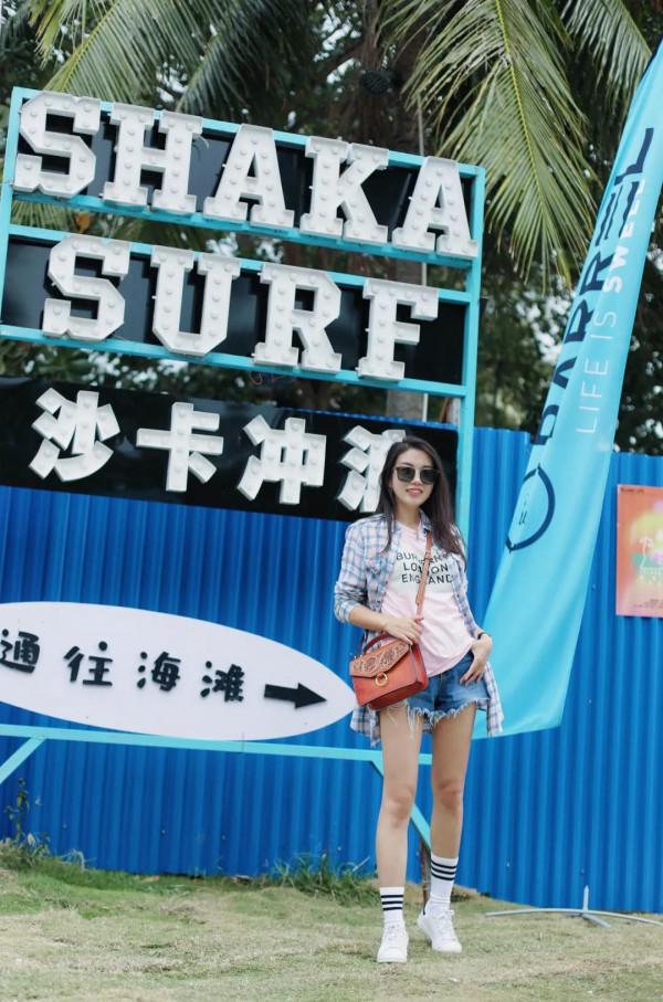 1年有150天住酒店，44次旅行，47次飛行！這江南女子怎麼做到的？