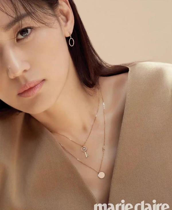 全智賢 畫報寫真集 完全看不出來姐姐已經40了 ​​​