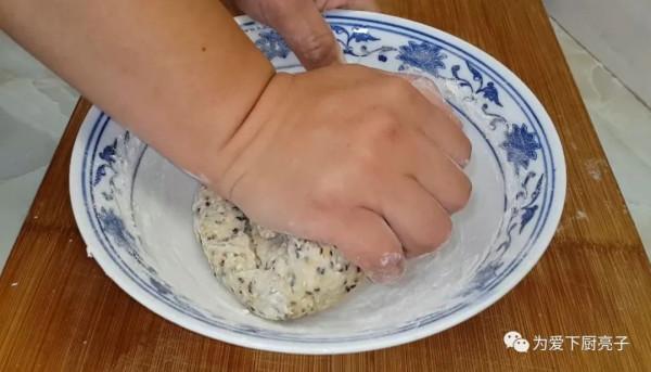 餅乾這做法和麵包一樣香，鍋裡一烙，好吃又營養，出鍋孩子搶著吃