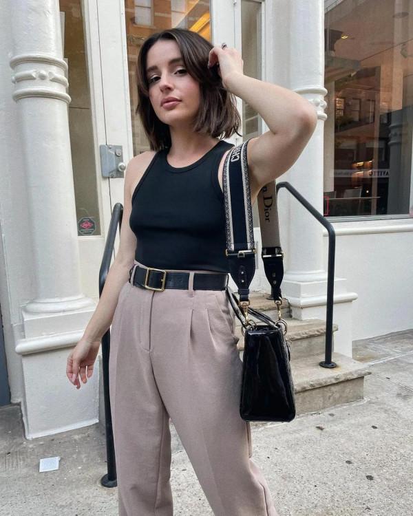 帶上你的微笑，穿上新衣服，每一天都會有新的驚喜