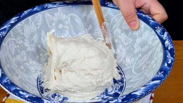 早餐別出去買了，教你簡單做家常餅，記住2個小技巧，好吃不硬