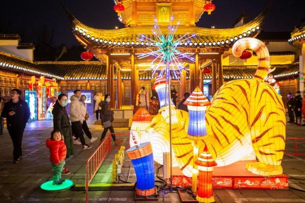 南京夫子廟花燈璀璨 鬧元宵