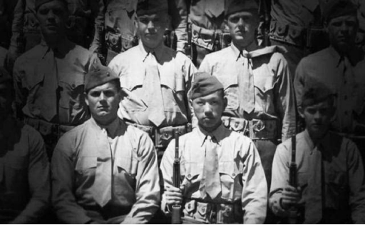 美國首位華裔軍官呂超然,戰場上利用中國人身份反擊,被捧成美國英雄 美國首位華裔軍官呂超然,戰場上利用中國人身份反擊,被捧成美國英雄