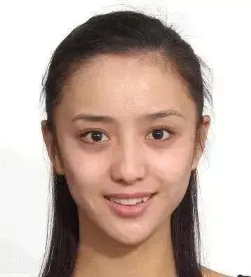 素顏的女星，過目不忘