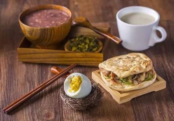 感受中式早餐的魅力，滋補有營養，每一口都是人間美味