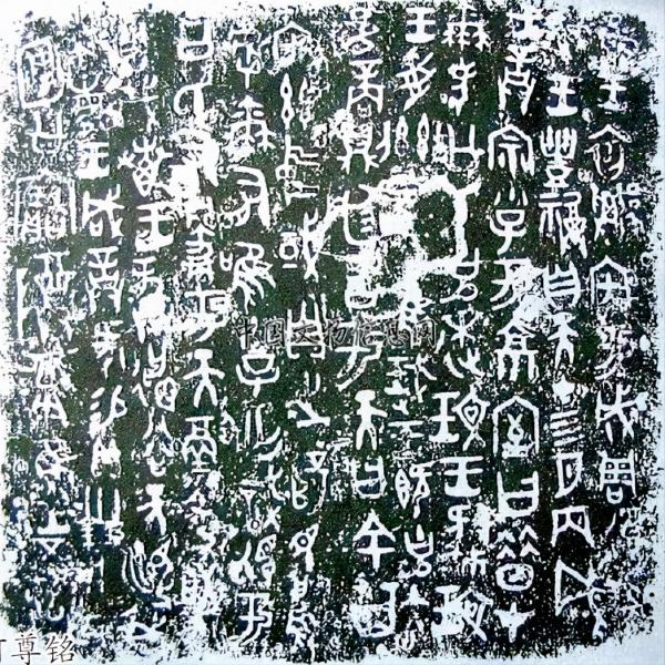 跟隨《登場了!洛陽》,探訪最早的中國,二里頭夏都遺址 跟隨《登場了!洛陽》,探訪最早的中國,二里頭夏都遺址