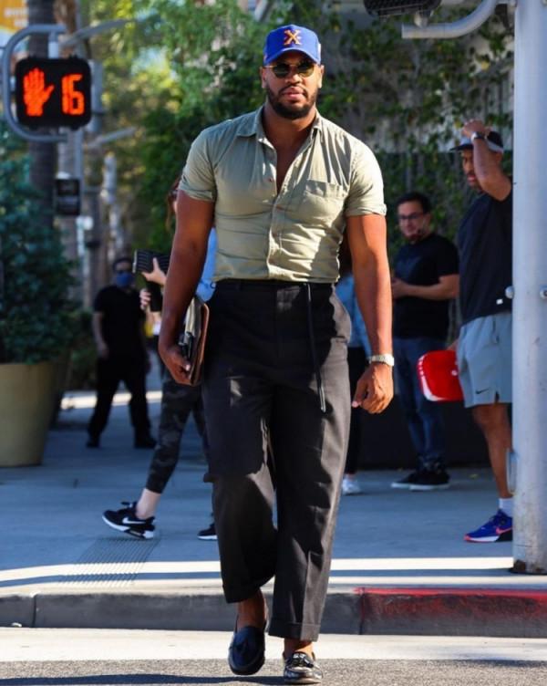 費根：詹姆斯的“分身”是火箭新秀克里斯托弗的哥哥