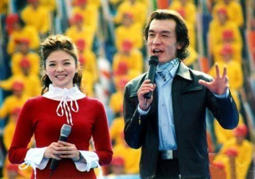 從“家喻戶曉”到“銷聲匿跡”，49歲的文清到底經歷了什麼？