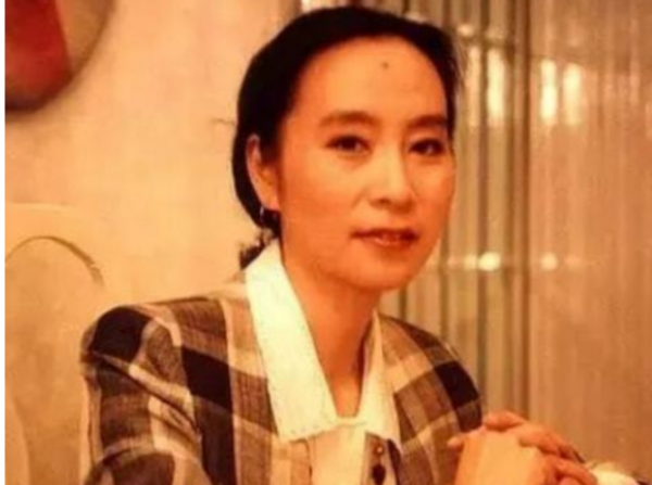 《突圍》低開高走背後，這6位配角功不可沒，最大年齡66歲