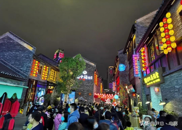 全國旅遊景點的網紅古街，怎麼都長得一樣