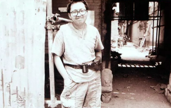 17歲闖京城，29歲放棄北京房產，50歲仍租房度日，史航有多任性