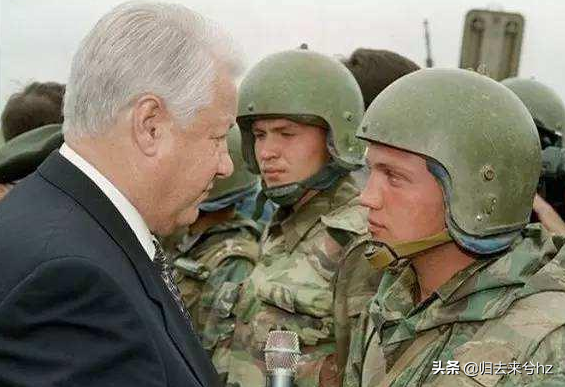 軍事史話（1）T-80獻醜第一次車臣戰爭