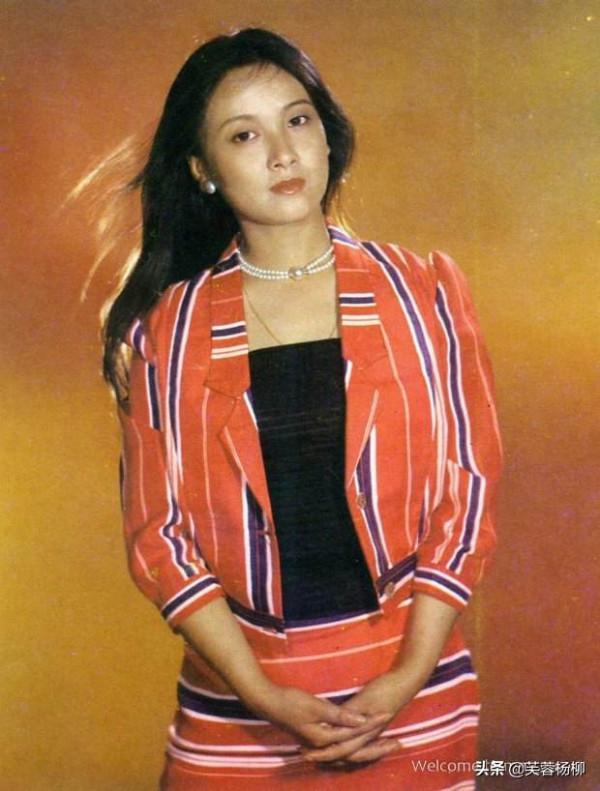 王扶林說，鄧婕這張臉，就是&OpenCurlyDoubleQuote;上鏡臉&rdquo;，這些照片是最好的證明