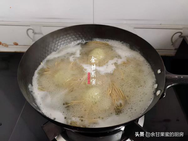 肉臊子湯麵備受歡迎，家常做法簡單味美，管飽又暖胃，太讚了