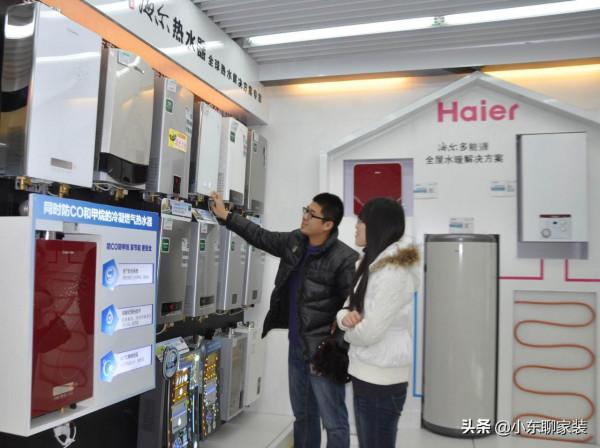 電熱水器和燃氣熱水器選哪個？6個方面對比，終結你的選購困難症