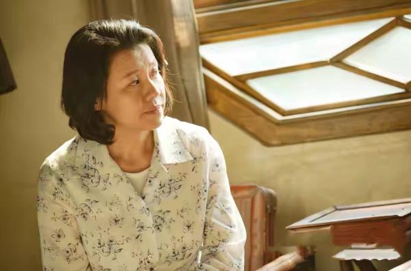 “橫刀奪愛”的二姨，為何能幸福？《喬家的兒女》原著講透了現實