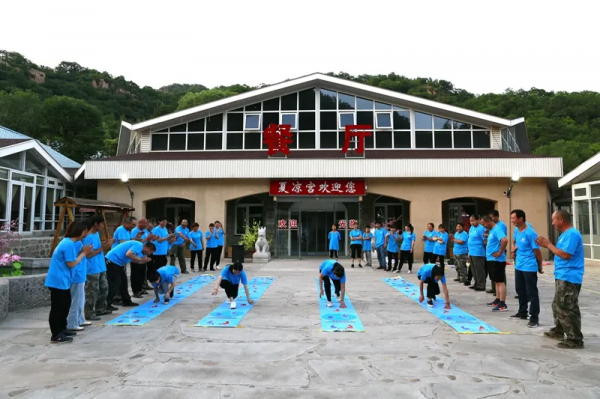 ​十月的喇叭溝彩葉漫山溪水潺潺美翻啦! ​十月的喇叭溝彩葉漫山溪水潺潺美翻啦!