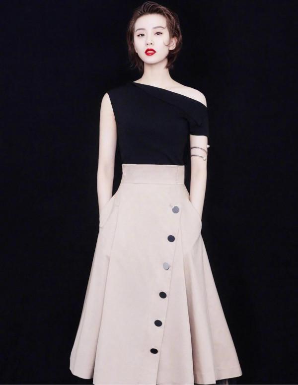 劉詩詩驚豔美圖