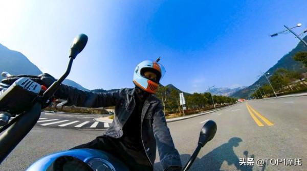 QJMOTOR閃300S皮帶版搶先試駕——更帥、更順、更好騎 QJMOTOR閃300S皮帶版搶先試駕——更帥、更順、更好騎