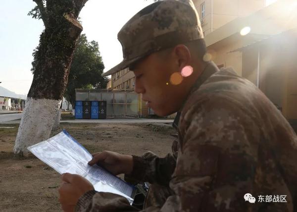 直選列兵駕駛員，入列