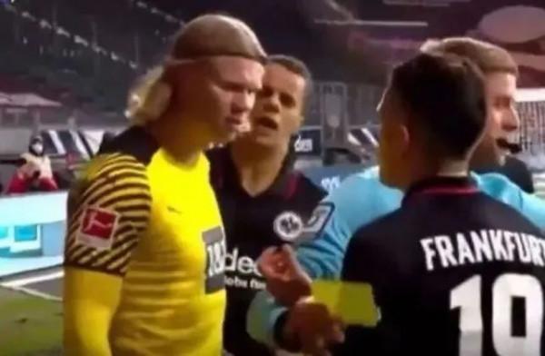 逗妹吐槽：克萊：庫裡你看看，我剛復出就能扣！庫裡：羨慕