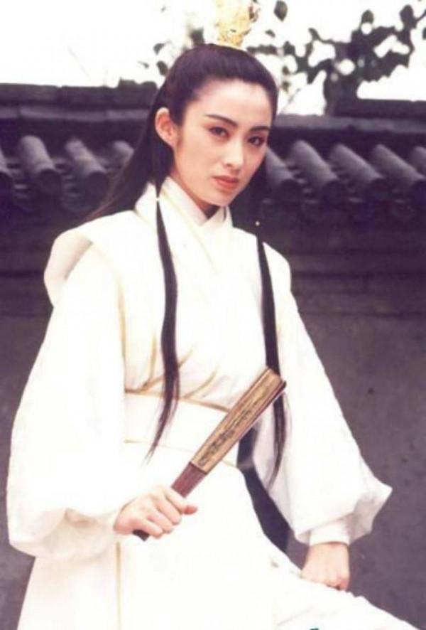 醫美駐顏和自然老去有何差距？看這10位女星再扮成名角色你就知道