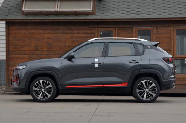 價效比高,10萬買國產SUV,繽越、CS35PLUS、寶駿RS-3考慮一下? 價效比高,10萬買國產SUV,繽越、CS35PLUS、寶駿RS-3考慮一下?