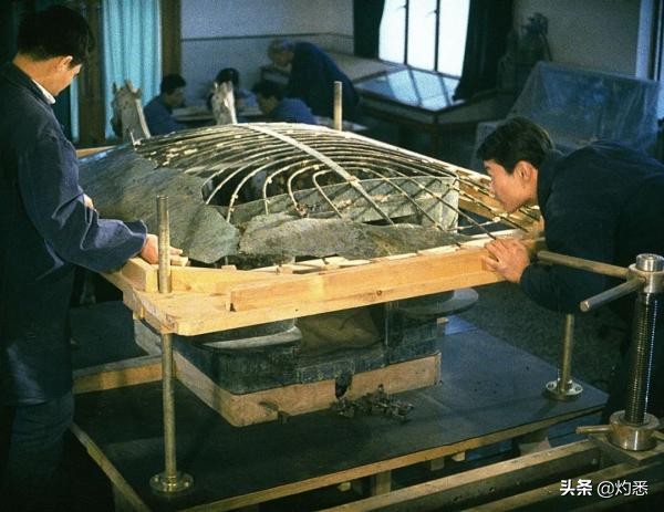 秦始皇銅車馬:出土時碎成3000多片,專家8年才修復,逆天之作 秦始皇銅車馬:出土時碎成3000多片,專家8年才修復,逆天之作