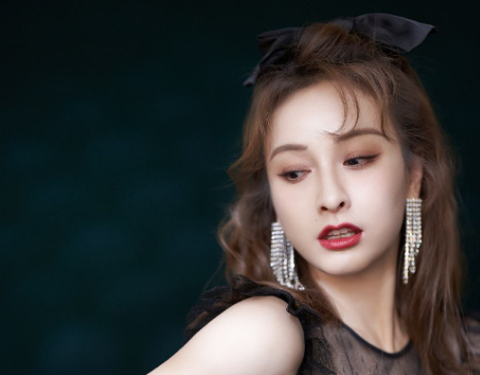 吳昕：錄製節目矯情愛哭？和李易峰刻意避嫌，他們之間發生了什麼