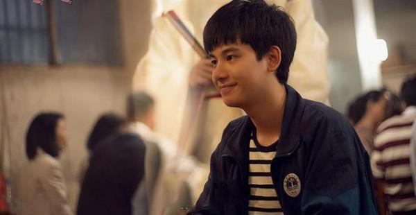 不墊鼻子、不動臉，個個都是原生態臉，這9位明星越看越招人喜歡