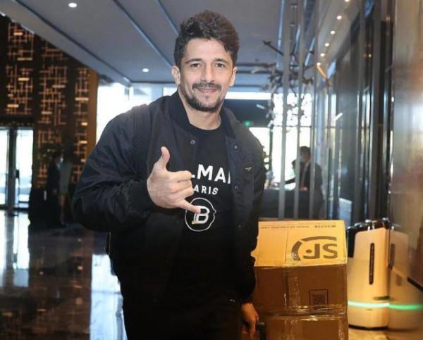 勇士今天有1.564億美元沒有來到多倫多... 勇士今天有1.564億美元沒有來到多倫多...