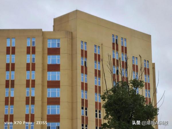 VIVO X70Pro+夜景拍照樣張賞析