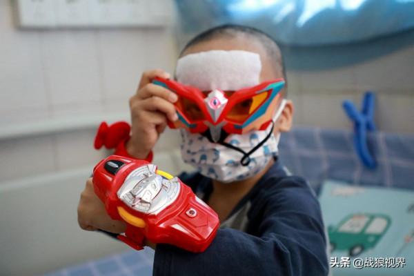 男童急需骨髓移植續命,問:媽媽,我還能見到“奧特曼賽羅”嗎? 男童急需骨髓移植續命,問:媽媽,我還能見到“奧特曼賽羅”嗎?