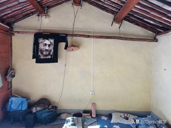 奇人在大理：初二輟學的登讓，終南山獨居六年後又來大理搞音樂