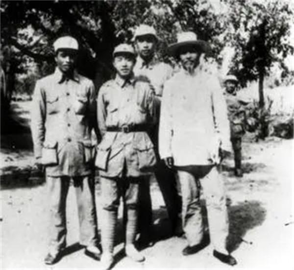 段君毅:曾是兩省的省委書記,不搞特殊,兒子僅是副科級 段君毅:曾是兩省的省委書記,不搞特殊,兒子僅是副科級