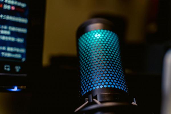 桌面麥克風的集大成者：HyperX 聲浪 S