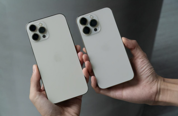 面對強敵，頂級iPhone被迫妥協，開賣三個月下跌近950元