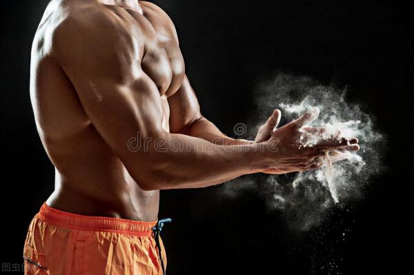 每一位健身肌肉男的身體，都藏著一顆強大的心臟