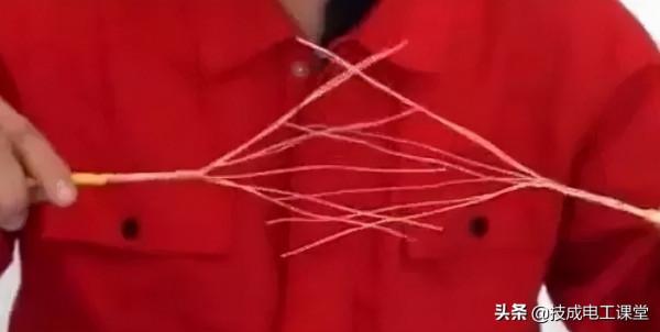 別再被騙了！這才是正規的電線接頭解法