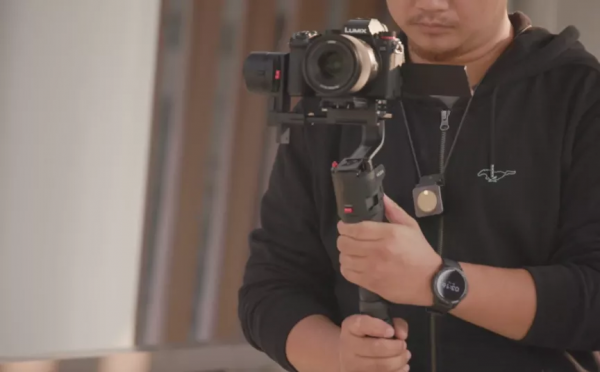 輕量級高性價比穩定器，魔爪Aircross3香在哪？