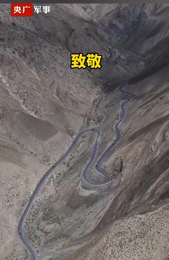 心疼！高原汽車兵吸著氧氣翻越達坂