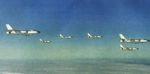 1955年，美軍在臺灣海峽公開挑釁，毛主席用一場勝仗給出最強回應