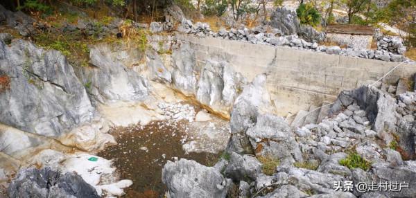 英德巖背石頭城，風光獨特，這裡有傳說中的寶藏