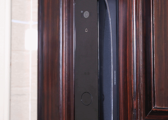 強大人臉識別,貼心實時監控,德施曼月光寶盒Q8F Pro評測 強大人臉識別,貼心實時監控,德施曼月光寶盒Q8F Pro評測