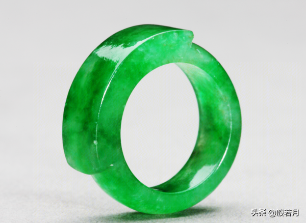 故宮裡的娘娘都戴什麼珠寶？來開開眼界